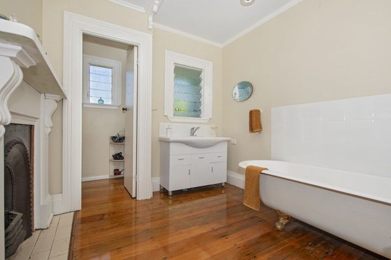 Photo of property in 11 Wilson Avenue, Avenues, Whangarei, 0110