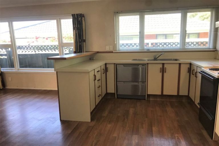 Photo of property in 1/44 Division Street, Riccarton, Christchurch, 8041