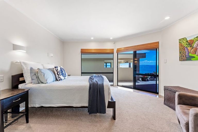Photo of property in 32 Vipond Road, Stanmore Bay, Whangaparaoa, 0932