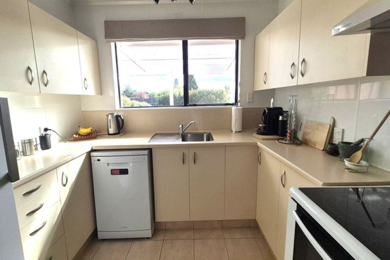 Photo of property in 6 Belgravia Place, Tokoroa, 3420