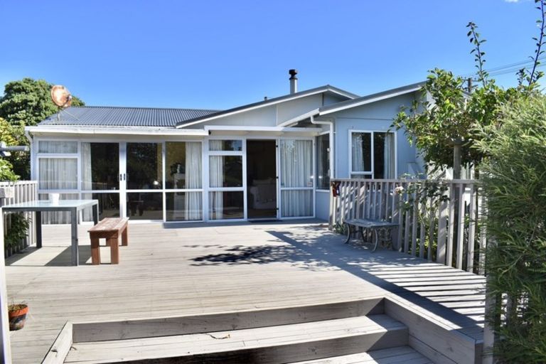 Photo of property in 30 Kapiti Lane, Otaki Beach, Otaki, 5512