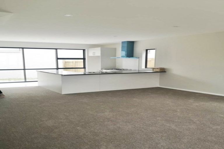 Photo of property in 14b Hollowout Street, Takanini, 2112