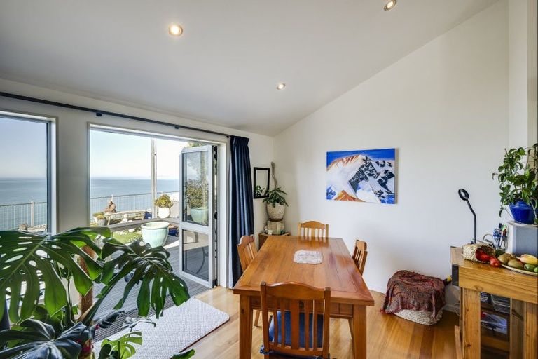 Photo of property in 130a Priestley Terrace, Bluff Hill, Napier, 4110