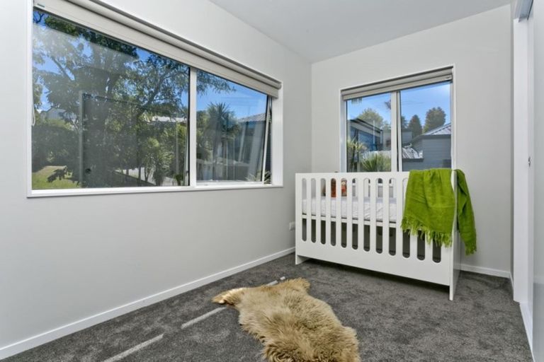 Photo of property in 29a Normanton Street, Glenfield, Auckland, 0629