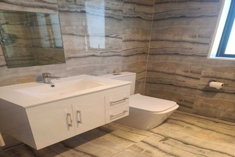 Photo of property in 11 Wyon Way, Flat Bush, Auckland, 2016