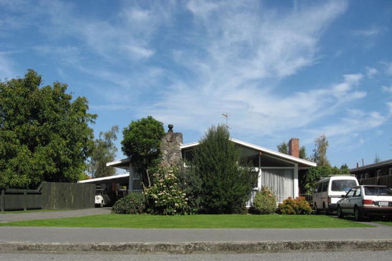 Photo of property in 13 Buckleys Terrace, Tinwald, Ashburton, 7700