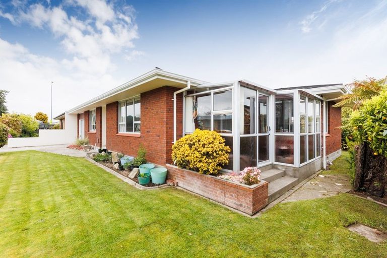 Photo of property in 1a Panako Place, Awapuni, Palmerston North, 4412