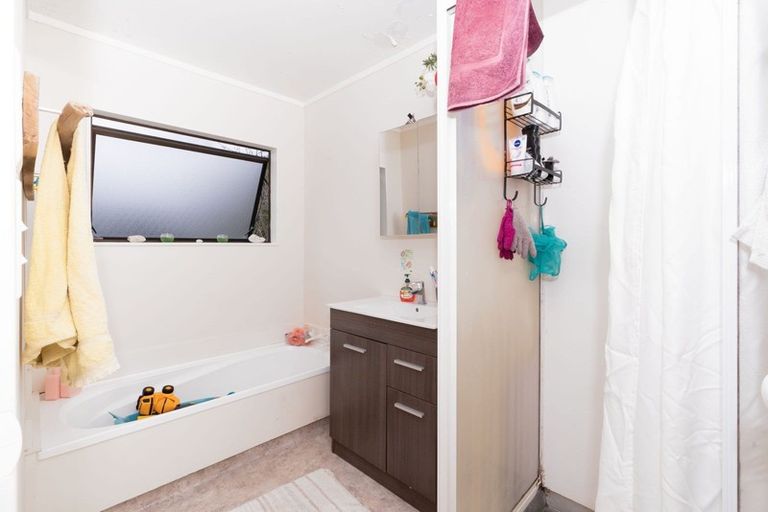 Photo of property in 7b Cobb Place, Otaki, 5512