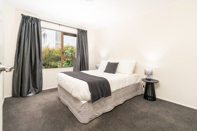 Photo of property in 98 Allington Road, Karori, Wellington, 6012