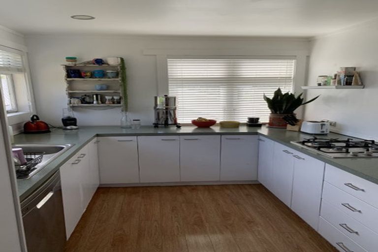 Photo of property in 23 Maungakiekie Avenue, Greenlane, Auckland, 1051