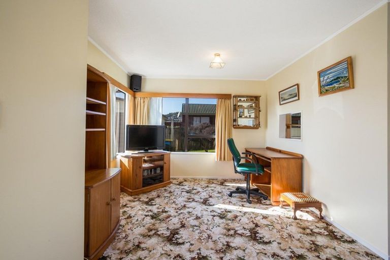 Photo of property in 25a Latitude Close, Whitby, Porirua, 5024