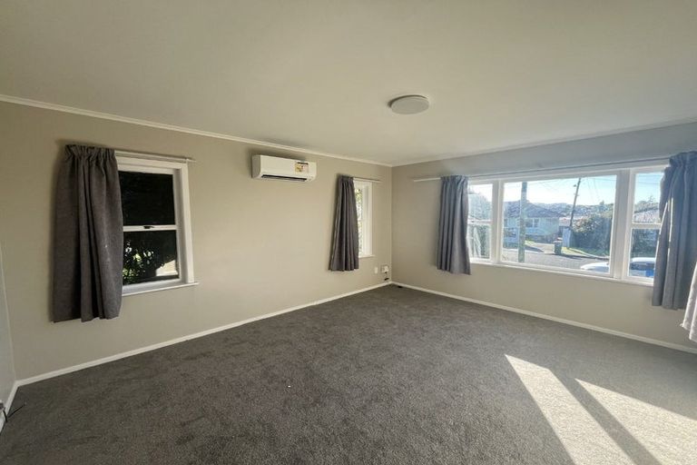 Photo of property in 5 Thompson Terrace, Manurewa, Auckland, 2102