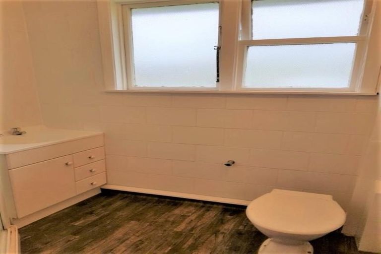 Photo of property in 78-80 Leicester Street, Cannons Creek, Porirua, 5024