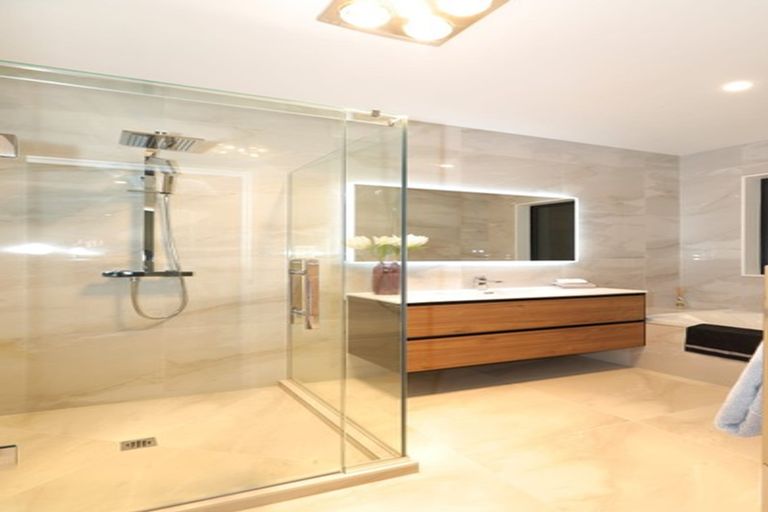 Photo of property in 2 Piki Street, Flat Bush, Auckland, 2019