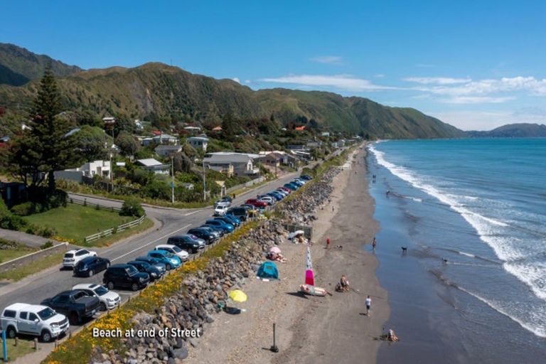 Photo of property in 39 Aperahama Street, Paekakariki, 5034