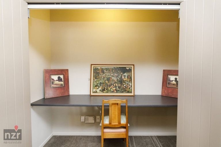 Photo of property in 1b Wellington Street, Feilding, 4702