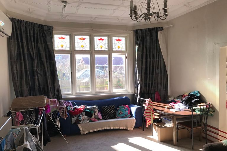 Photo of property in 71 Queens Drive, Saint Kilda, Dunedin, 9012