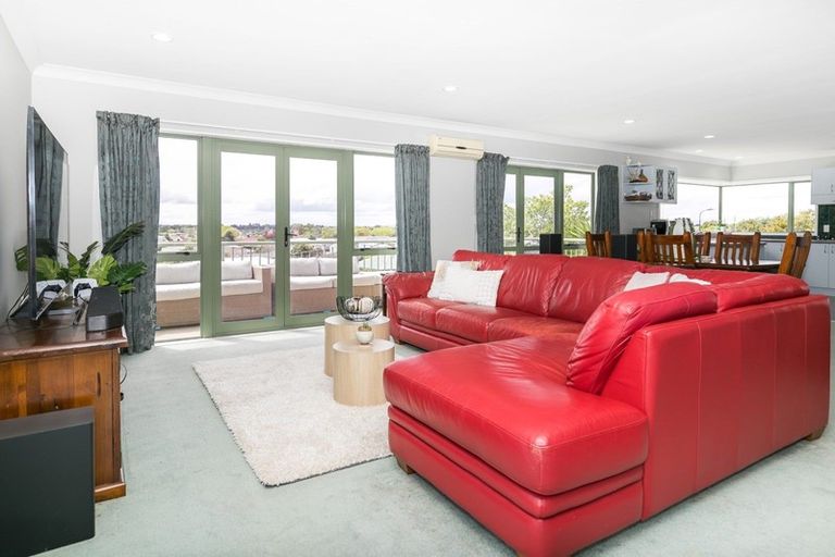 Photo of property in 4 Glenburn Place, Nawton, Hamilton, 3200