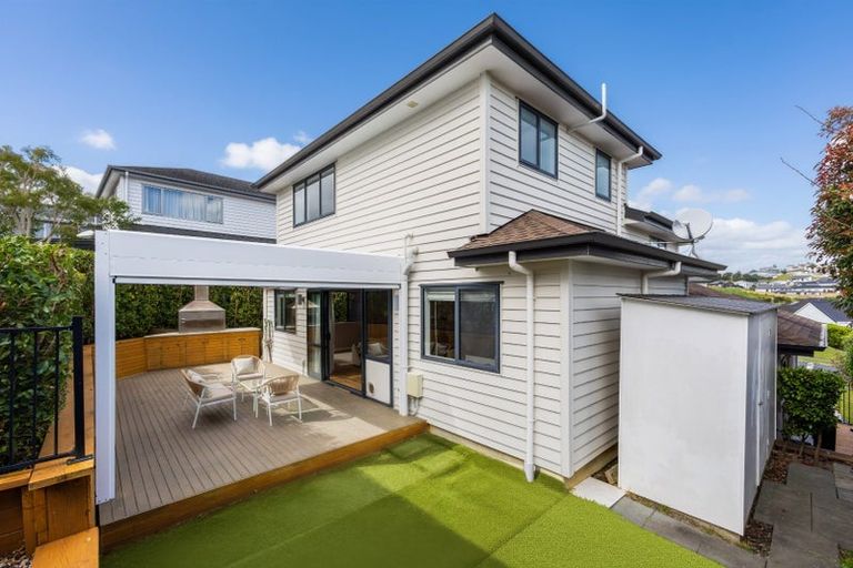Photo of property in 11 Parkview Drive, Gulf Harbour, Whangaparaoa, 0930
