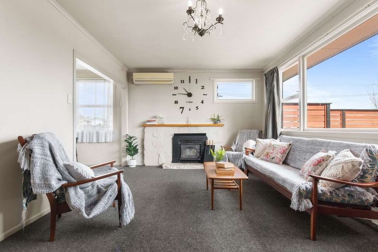 Photo of property in 15 Sunrise Avenue, Owhata, Rotorua, 3010