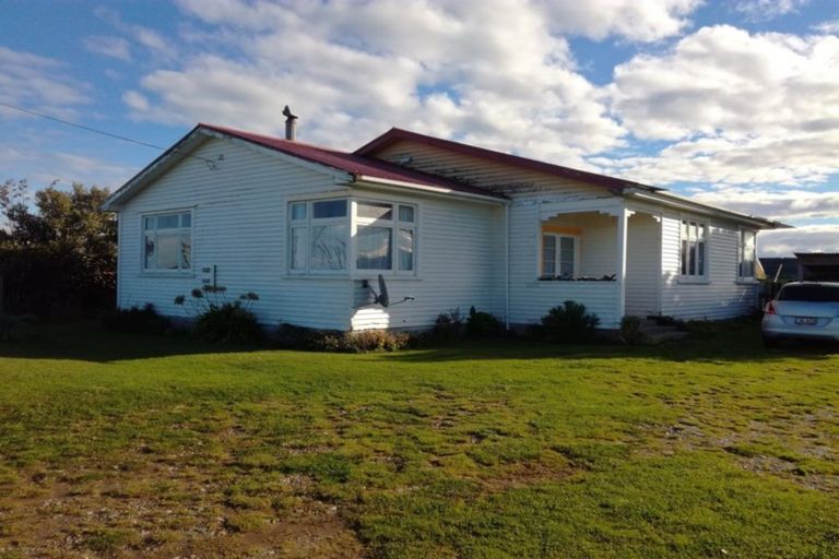 Photo of property in 858 Papatotara Road, Papatotara, Tuatapere, 9691