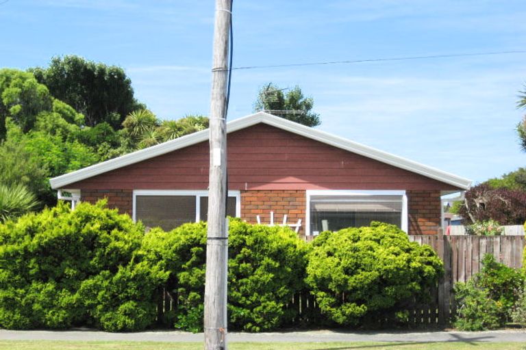 Photo of property in 2/315 Estuary Road, South New Brighton, Christchurch, 8062