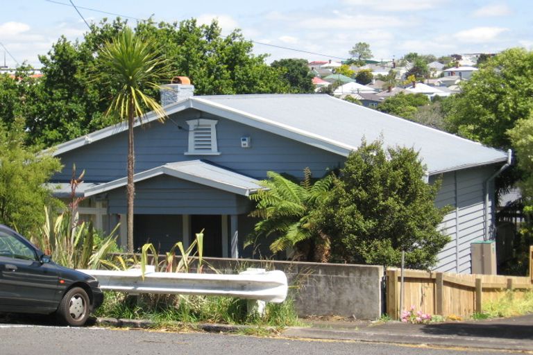 Photo of property in 37 Aitken Terrace, Kingsland, Auckland, 1021