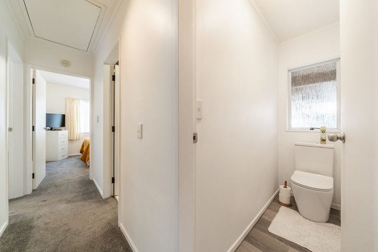 Photo of property in 2/19 James Grove, Stokes Valley, Lower Hutt, 5019