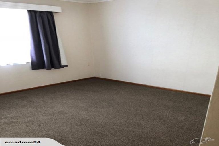 Photo of property in 126 Great South Road, Takanini, 2112