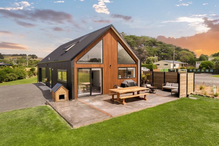 Photo of property in 209 Moturata Road, Taieri Beach, Brighton, 9091