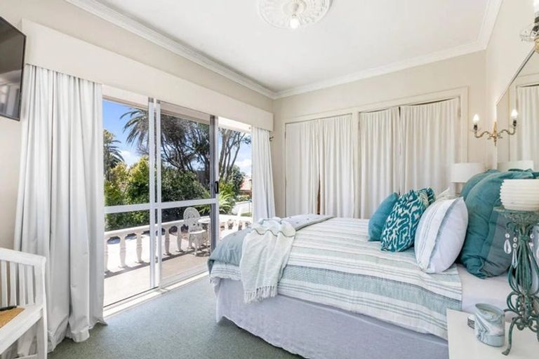 Photo of property in 90 Oceanview Road, Mount Maunganui, 3116