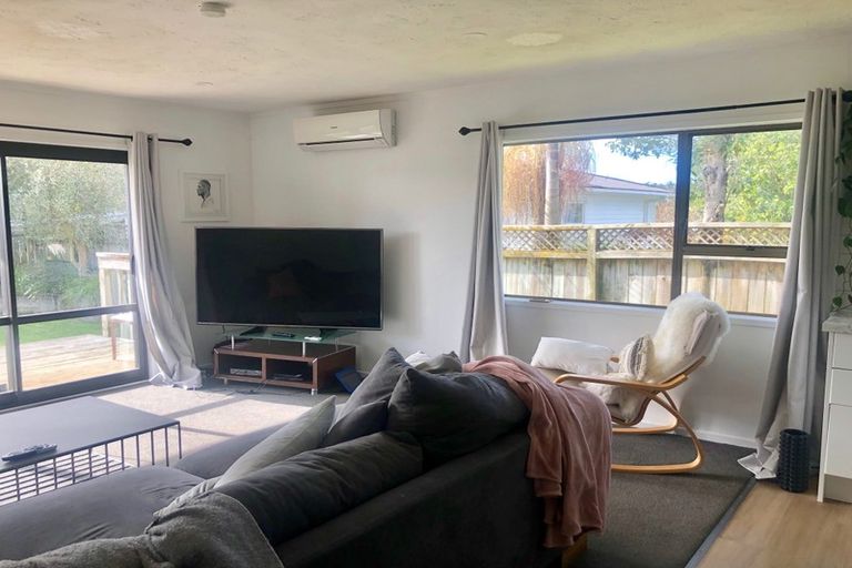 Photo of property in 81 Salisbury Road, Birkdale, Auckland, 0626