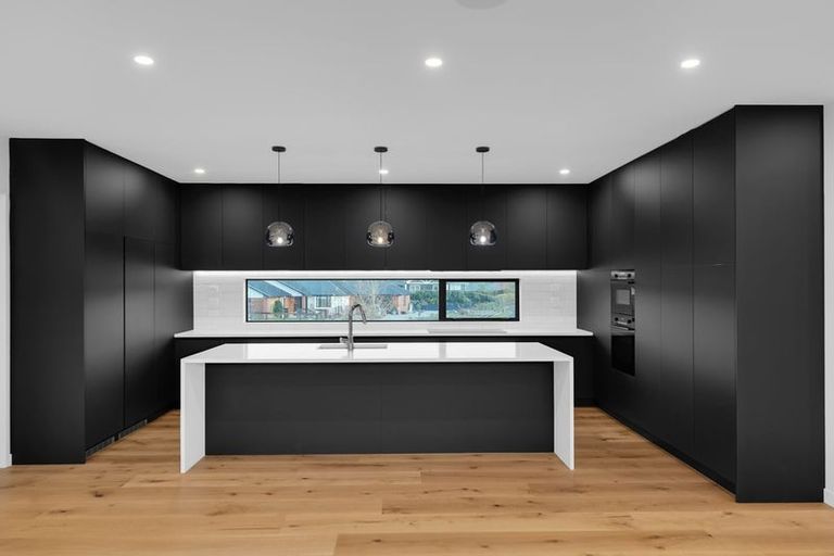 Photo of property in 6 Peet Row, Pokeno, 2471