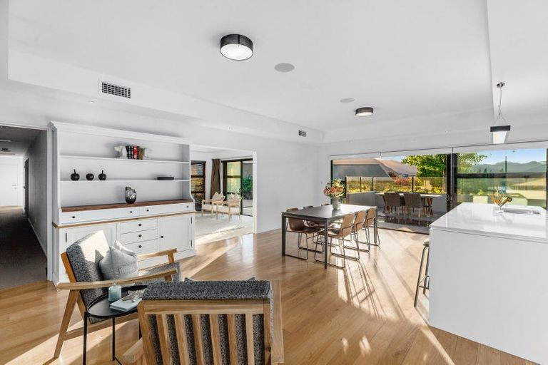 Photo of property in 14 Islington Place, Wanaka, 9305