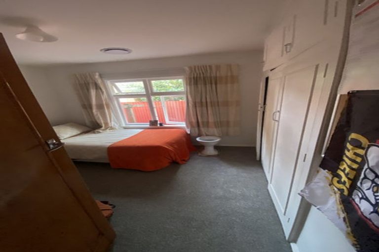 Photo of property in 87 Withells Road, Avonhead, Christchurch, 8042