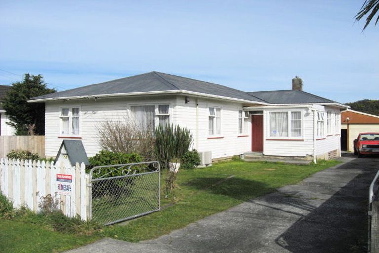 Photo of property in 73 Wise Street, Wainuiomata, Lower Hutt, 5014