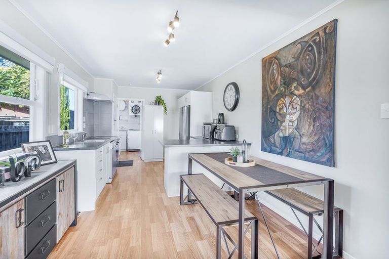 Photo of property in 145 Whatawhata Road, Dinsdale, Hamilton, 3204