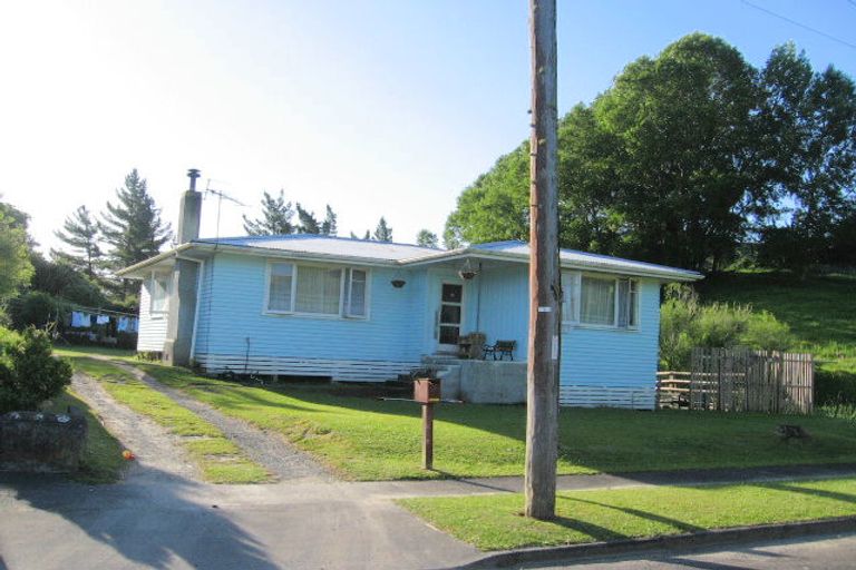 Photo of property in 40 Bullians Avenue, Taumarunui, 3920