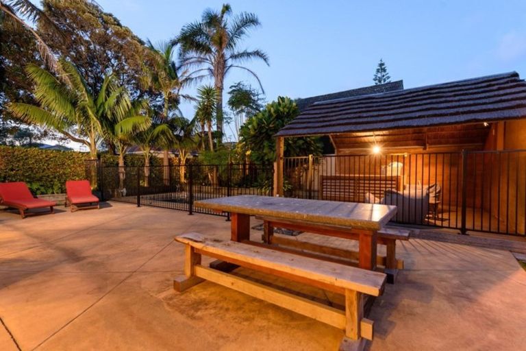 Photo of property in 305 Oceanbeach Road, Mount Maunganui, 3116