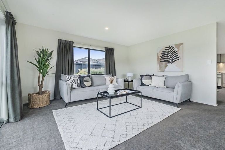 Photo of property in 34 Wallingford Crescent, Rolleston, 7615