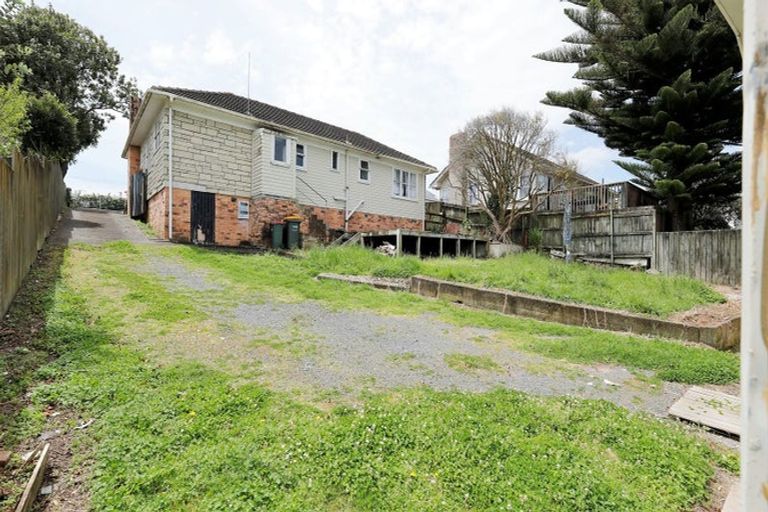Photo of property in 27 Takanini Road, Takanini, 2112