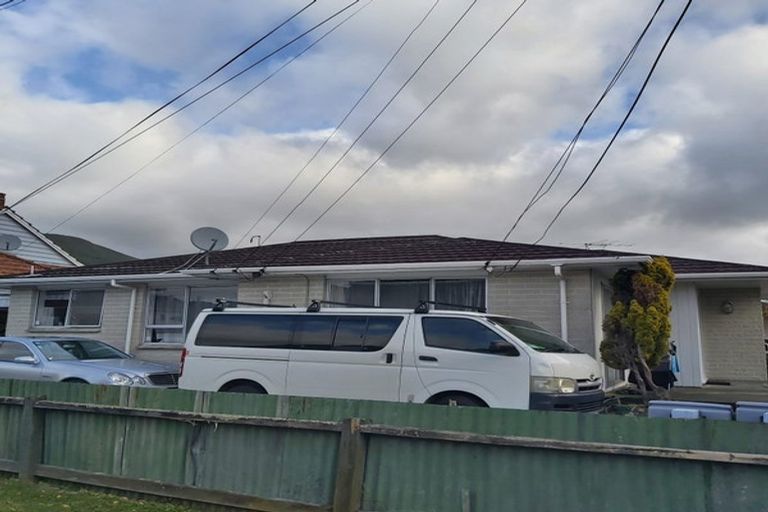 Photo of property in 96a Waiwhetu Road, Waterloo, Lower Hutt, 5011