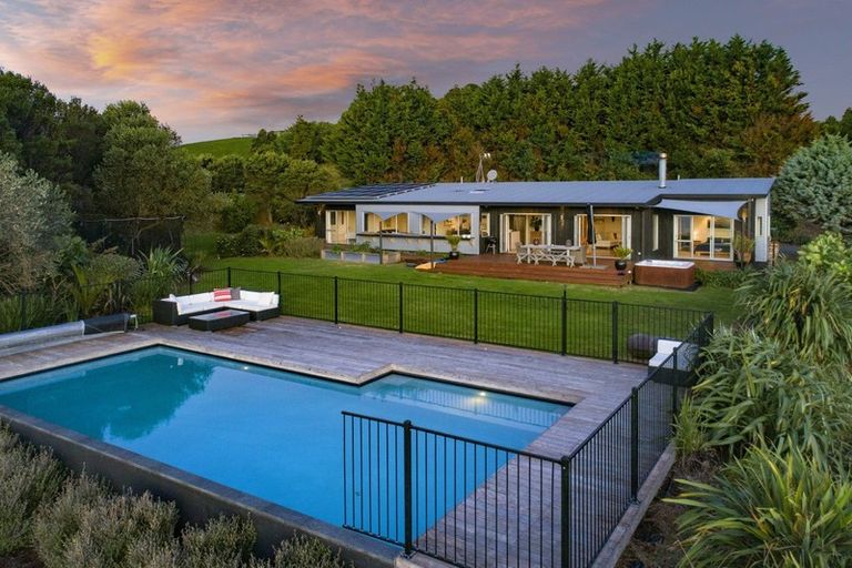 Photo of property in 661c Upper Ohauiti Road, Ohauiti, Tauranga, 3173