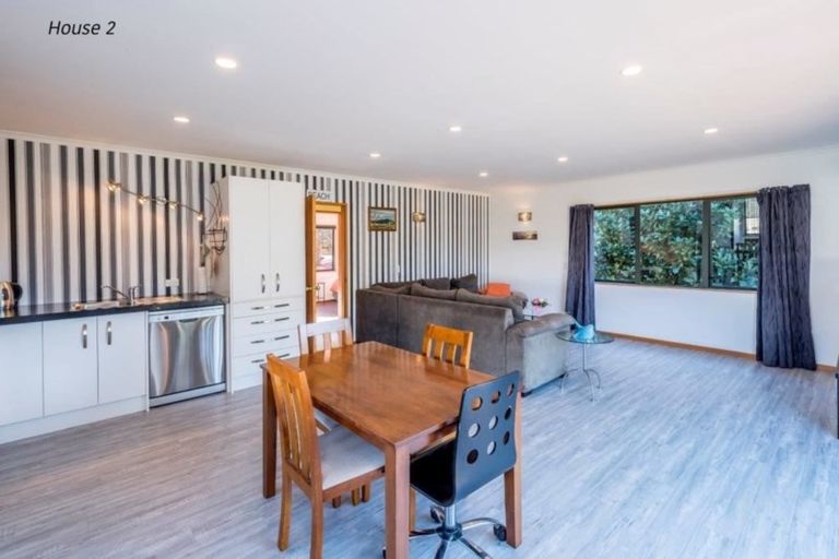 Photo of property in 17 Heperi Street, Waikanae Beach, Waikanae, 5036