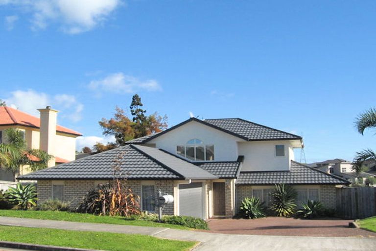 Photo of property in 31 Byblos Place, The Gardens, Auckland, 2105