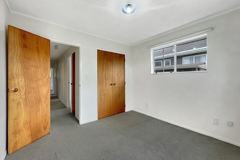 Photo of property in 1/65 Titirangi Road, New Lynn, Auckland, 0600