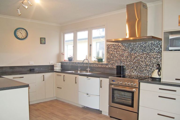 Photo of property in 26 Oban Street, Holmes Hill, Oamaru, 9401