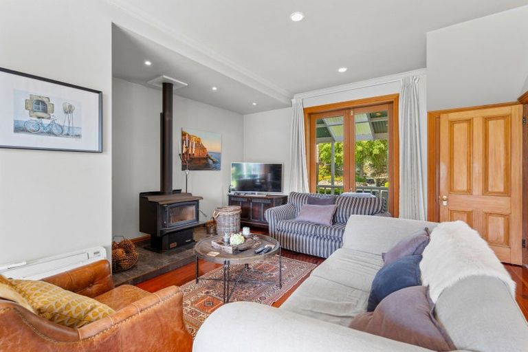 Photo of property in 8 Maungahina Road, Te Ore Ore, Masterton, 5886