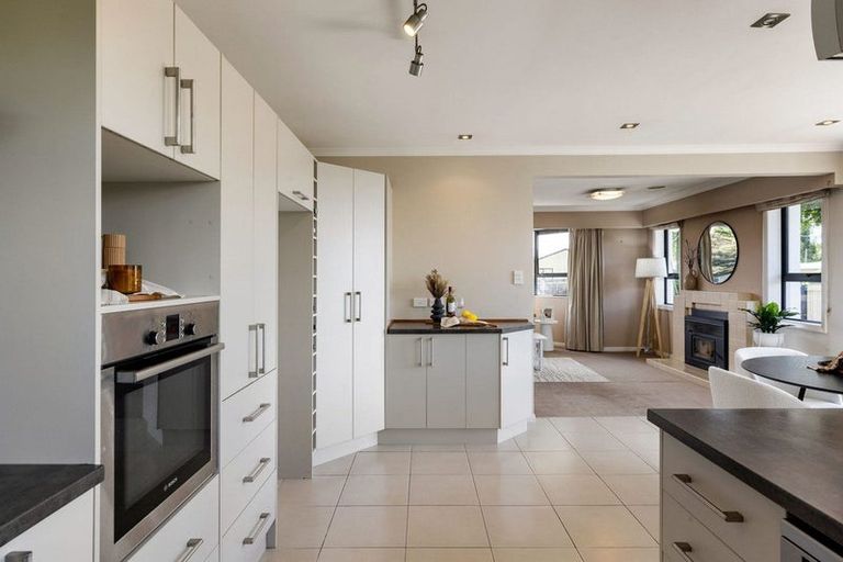 Photo of property in 29 Richmond Street, Cambridge, 3434