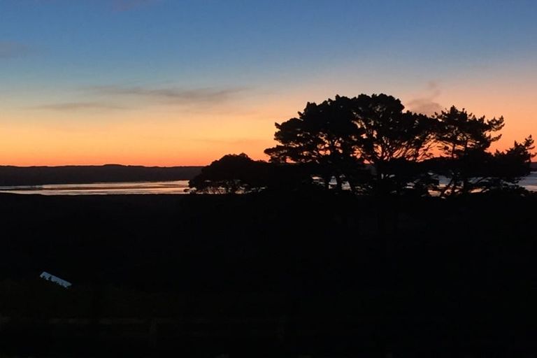 Photo of property in 1611 Kaipara Coast Highway, Kaukapakapa, 0984